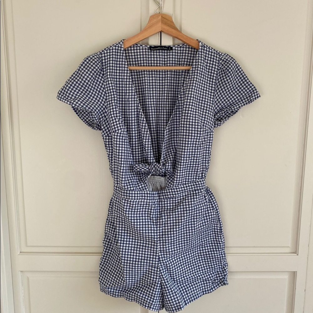 A&F short rumper